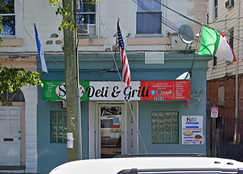 Bridgeport Sandwich Shops Santini's Deli & Grill