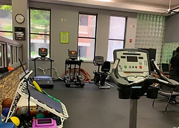 Birmingham Physical Therapists Sarah Ford, PT, DPT, SCS, CMTPT - ATI PHYSICAL THERAPY BIRMINGHAM