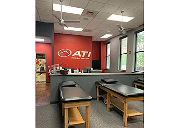 Sarah Ford, PT, DPT, SCS, CMTPT - ATI PHYSICAL THERAPY BIRMINGHAM Birmingham Physical Therapists image 1