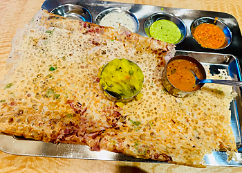 Saravanaa Bhavan Irving Irving Vegetarian Restaurants image 1