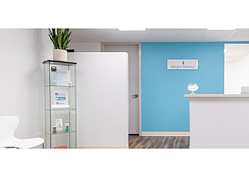Saul R. Berger, MD - Burbank, CA Plastic Surgeons - Reception Area Image