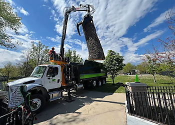 SavATree SavATree - Boulder, CO Tree Services - Service Vehicle Image