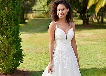 Eugene Bridal Shops Save the Date Bridal and Formal