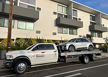 Savior Towing & Recovery, Inc. Savior Towing & Recovery, Inc. - Glendale, CA Towing Companies - Job Site Image