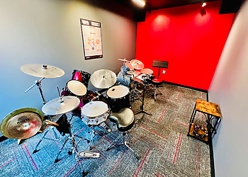 School of Rock Columbus - Columbus, OH Music Schools - Equipment Image