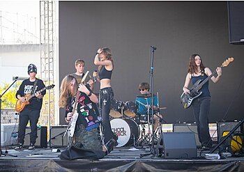 St Petersburg Music Schools School of Rock St. Petersburg