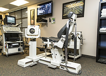 Lansing Physical Therapists Scott Benjamin, PT, DScPT, COMT - EXCLUSIVE PHYSICAL THERAPY