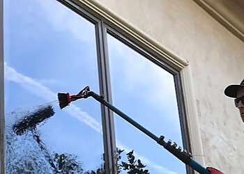 Huntington Beach Window Cleaners SeaBrite Cleaning