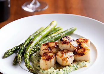Seasons 52 Indianapolis  Indianapolis American Restaurants image 1