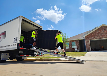 Secured Moving Company LLC - Sioux Falls, SD Moving Companies - Field Work Image