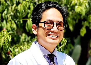 Seiha Thorng, DPM, FACFAS - Stockton, CA Podiatrists - Doctor Portrait Image