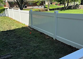 Select Fencing St Louis Fencing Contractors image 1