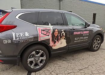 Select Signs LLC - Dayton, OH Sign Companies - Service Vehicle Image