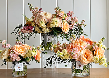 Sellwood Flower Co. - Portland, OR Florists - Floral Arrangement Image