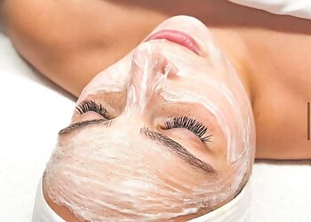 Laredo Spas Serene Spa Lounge