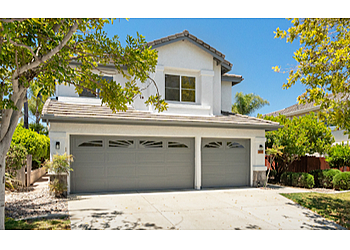 Carlsbad Real Estate Agents Serri Rowell - THE BRAND REALTY TEAM