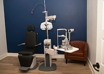 Shabree Nichols Caleb, OD - ENSIGHT VISION - Lubbock, TX Pediatric Optometrists - Treatment Room Image