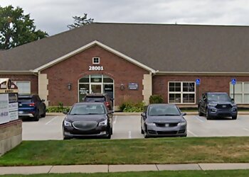 Warren Endocrinologists Shamsa Ali, MD - ALI ENDOCRINOLOGY, PC