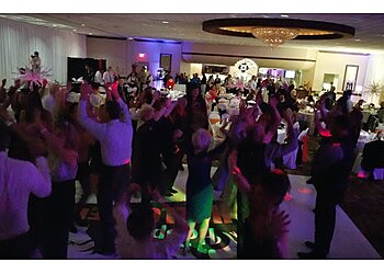 Cleveland Djs Shaun Street Entertainment