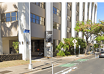 Honolulu Physical Therapists Shawna Yee, DPT, OCS, CSCS - Apex Physical Therapy Specialists