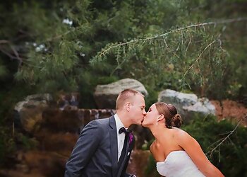 Santa Clarita Wedding Photographers Shed Light Media