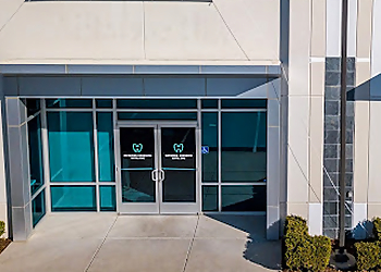 Sacramento Cosmetic Dentists Sheila Harris, DDS - NATOMAS CROSSING DENTAL CARE