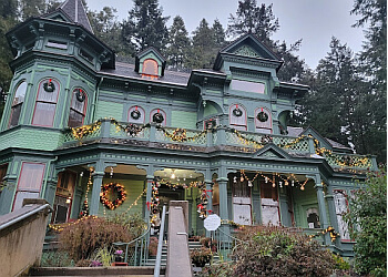 Shelton McMurphey Johnson House Eugene Landmarks