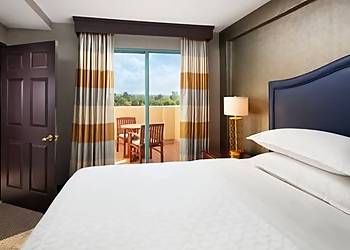 Pomona Hotels Sheraton Fairplex Suites & Conference Center