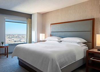 Kansas City Hotels Sheraton Kansas City Hotel at Crown Center