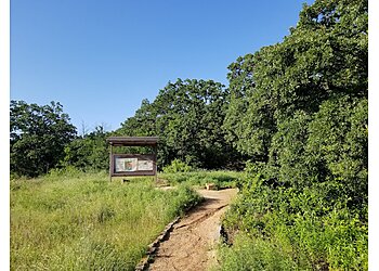 Arlington Hiking Trails Sheri Capehart Nature Preserve