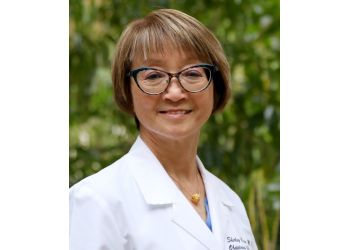 Shirley M Chan, MD Glendale Gynecologists