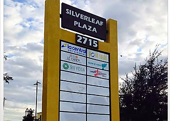 Laredo Sign Companies Signs INN LLC