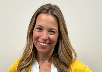 Silvana Giannelli, MD - Rancho Cucamonga, CA Endocrinologists - Doctor Portrait Image