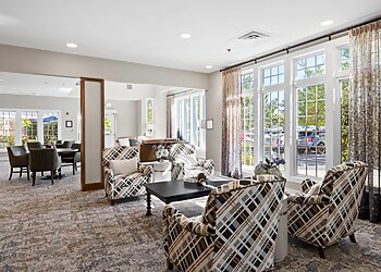 Overland Park Assisted Living Facilities Silvercrest at Deer Creek Senior Living