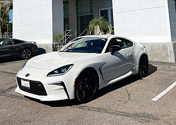Simi Valley Toyota - Simi Valley, CA Car Dealerships - Car Image
