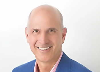 Simon Wright MD, Ph.D, FACS - Des Moines, IA Ent Doctors - Doctor Portrait Image