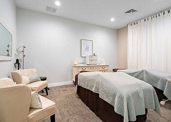 Salem Spas Simply Blissed