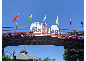 Six Flags Darien Lake Buffalo Amusement Parks