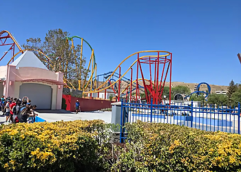 Santa Clarita Amusement Parks Six Flags Magic Mountain