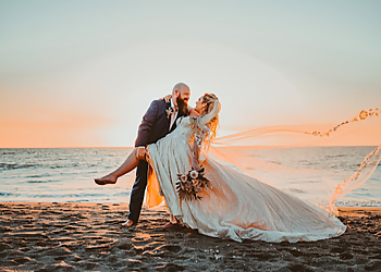 Sixteen Roses Photography LLC - Cape Coral, FL Wedding Photographers - Service Highlights