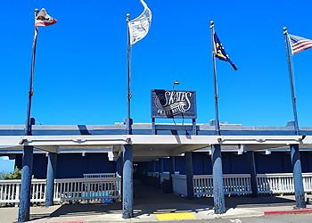 Berkeley Steak Houses Skates On The Bay