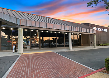 Sky Zone Trampoline Park Fremont Amusement Parks image 1