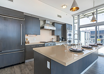 Santa Ana Apartments For Rent Skyline at MacArthur Place