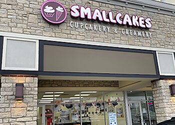 Columbus Cakes Smallcakes Cupcakery and Creamery Columbus