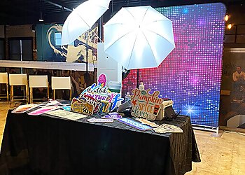 Tallahassee Photo Booth Companies Smile in Style Events