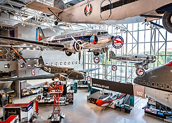 Washington Places To See Smithsonian National Air and Space Museum