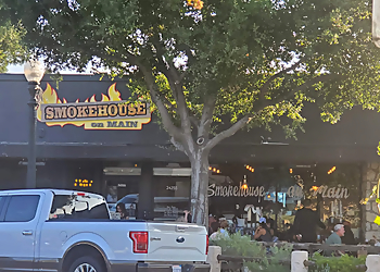 Santa Clarita Barbecue Restaurants Smokehouse on Main