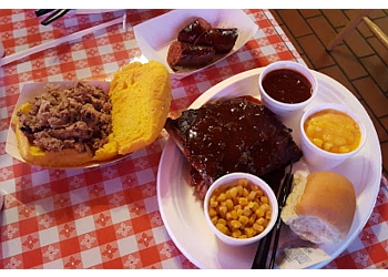 3 Best Barbecue Restaurants in Madison, WI - Expert Recommendations