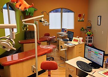 Austin Kids Dentists Sofia Luque, DDS - DENTALSAURUS