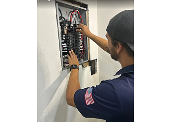 Solomon Electric - Hollywood, FL Electricians - Technician Portrait Image
